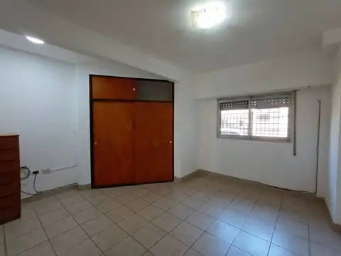 VENTA DEPTO 1 DORMITORIO C/ PATIO ECHESORTU APTO CREDITO
