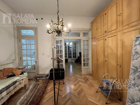 Casa 5 ambientes con 1 baño