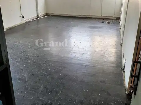 Oficina en Venta 60 años