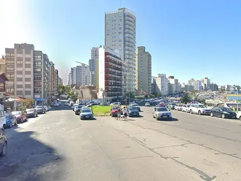 11 de Septiembre 1888 e/ Avenida Independencia y Catamarca