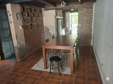 EN VENTA DOS CASAS BARRIO GÜEMES VILLA MARIA