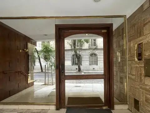 Ugarteche 3000, Piso 6