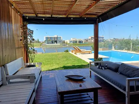 Casa en Alquiler Temporal de 4 dormitorios