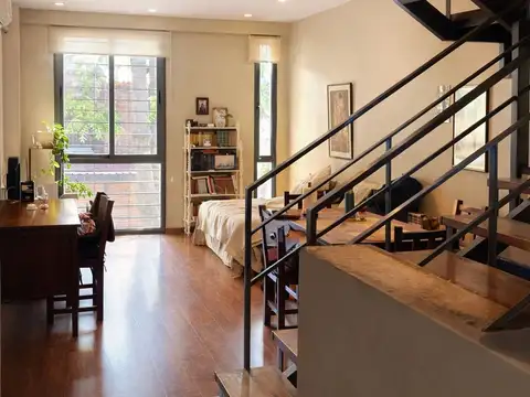 VENTA HERMOSO DEPARTAMENTO DUPLEX - BARRIO BOMBAL