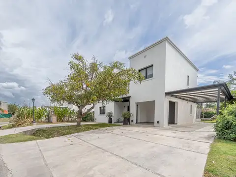 CASA 5 AMB CON PILETA LOS ARCES, PILAR