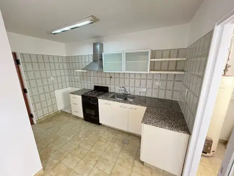 Departamento 4 ambientes con 2 baños