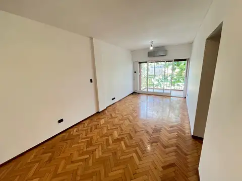 Av A Alvarez Jonte 5300