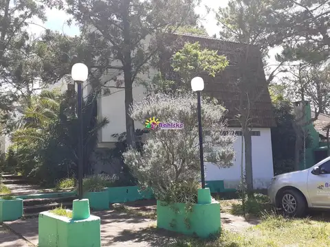 Alquiler duplex "Los Abedules" temporada 26. Villa Gesell