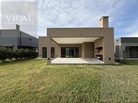 Casa en Venta en Santo Tomas, USD 230.000