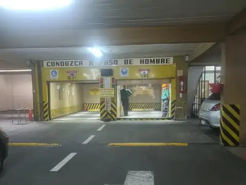 Cochera en Centro