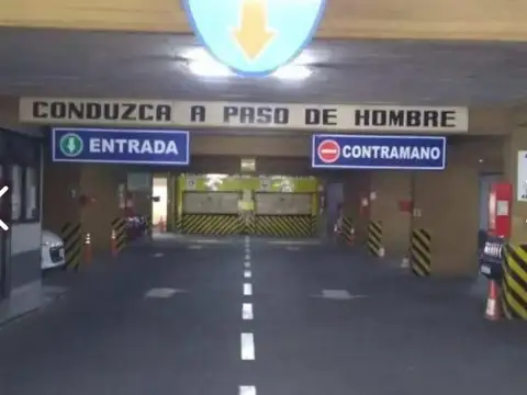 Cochera en Centro