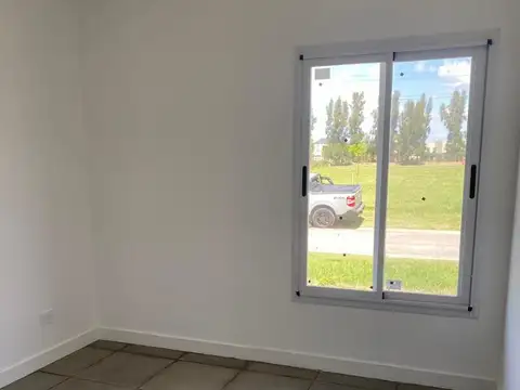 usd 189.000.- 3 dorm + dep + gal.+ pileta Oportunidad!