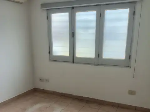 Oficina en Alquiler 16 años