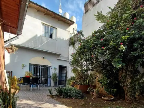 Depto Tipo Casa 5 ambientes con 3 baños
