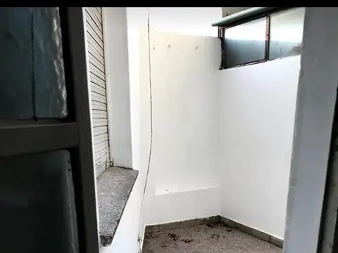 Gandara 2700, Piso 1