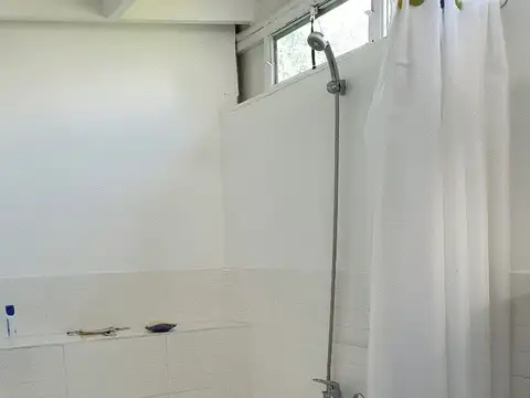 Depto Tipo Casa 4 ambientes con 2 baños