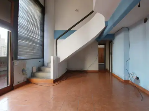 VENTA DEPTO 3 AMB A REFACCIONAR en Lanús y COCHERA