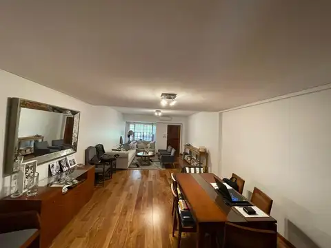 Depto Tipo Casa en Venta de 5 ambientes