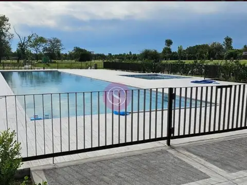 Terreno en Venta en Los Cardos, USD 240.000