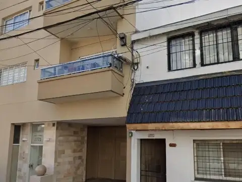 Cochera en Venta - 8mts2 - Monte Castro