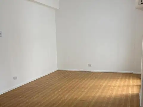 Cuenca 3400, Piso 1°