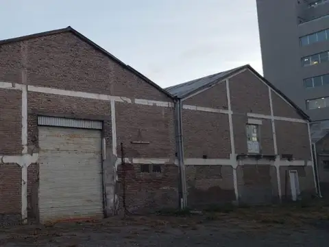 Galpon en Venta 48  mts Frente