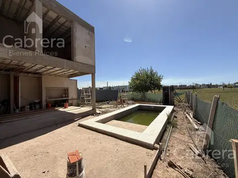 Casa 6 ambientes con 3 baños