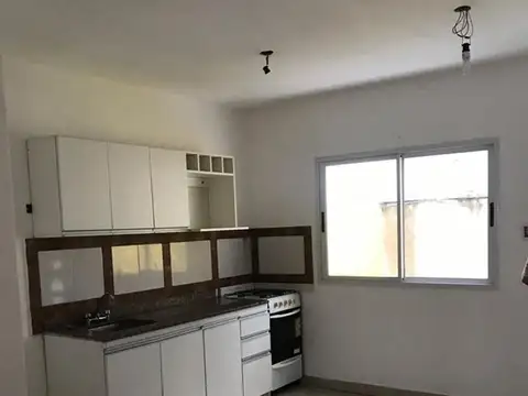 Casa en Alquiler en San Miguel, $ 1.050.000