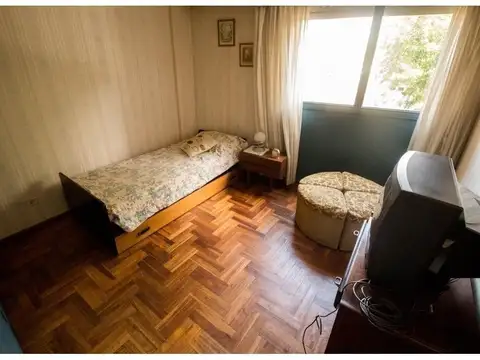 Departamento 5 ambientes con 2 baños