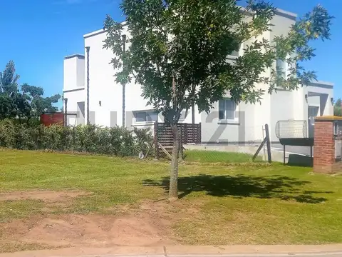 Terreno en Venta en Pilar del Este - Santa Guadalupe, USD 59.900