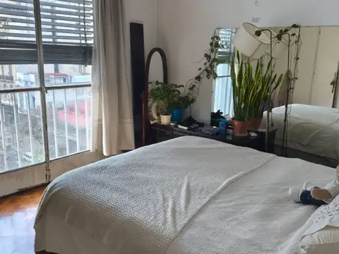 Departamento en Venta 64 años