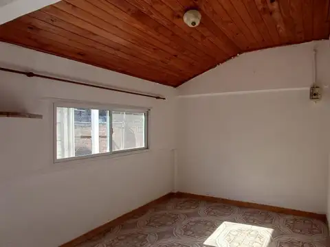 Depto Tipo Casa en Alquiler de 2 dormitorios