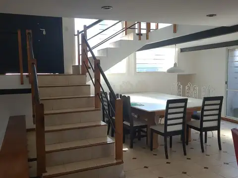 Casa en Alquiler de 4 dormitorios