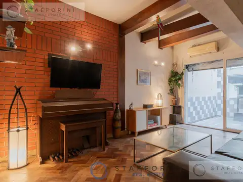 Departamento de 3 ambientes con dependencia, balcón y patio