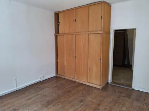 Alquiler - Casa 4 amb. con jardín, lavadero  y terraza