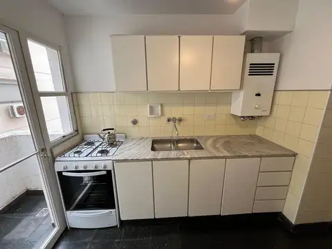 Venta de Departamento de Dos Dormitorios Frente al Monumento