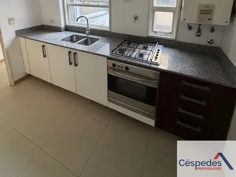 3 ambientes departamento - oficina consultorio en Virrey del pino y Cabildo.