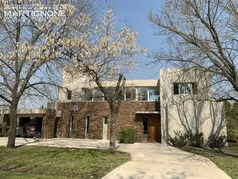 Casa en Venta en San Francisco, USD 470.000