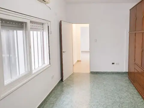 Venta de Casa 2 Ambientes en Caseros, Tres de Febrero