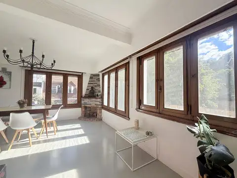 Depto Tipo Casa en Venta de 4 dormitorios