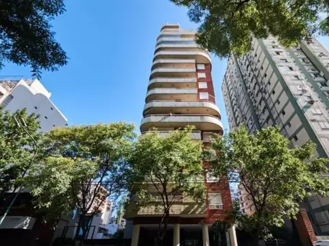 Avenida Directorio 600