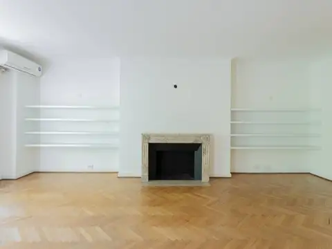 Quintana 100, Piso 3