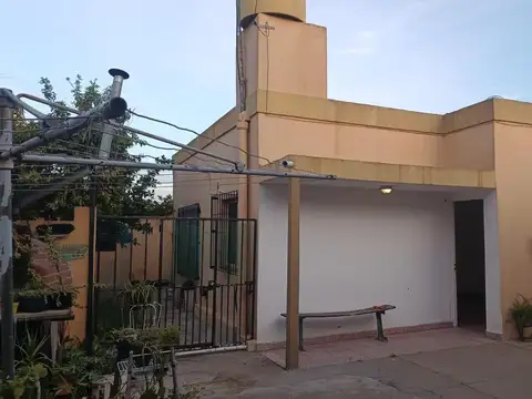 Muy buen departamento al fondo