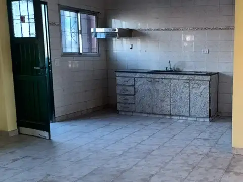 Departamento en Alquiler en Castelar Sur, $ 500.000