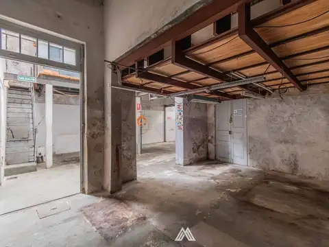 Local en Venta 87 años