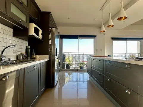 Departamento en Venta con 2 cocheras
