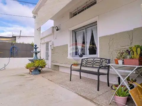 Casa 6 ambientes con 3 baños