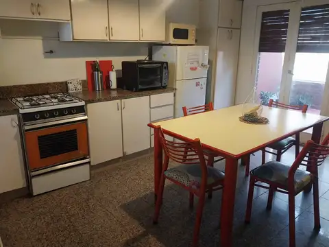 Depto Tipo Casa en Venta en Flores, USD 240.000