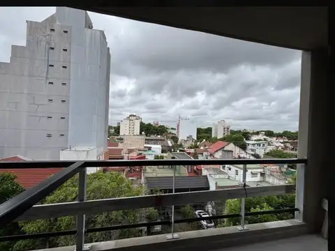 Departamento a estrenar - Pronto a entrega - Floresta  4°B.