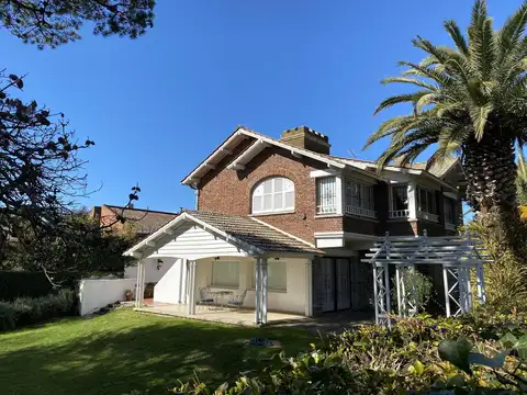 Casa en Venta de 5 dormitorios